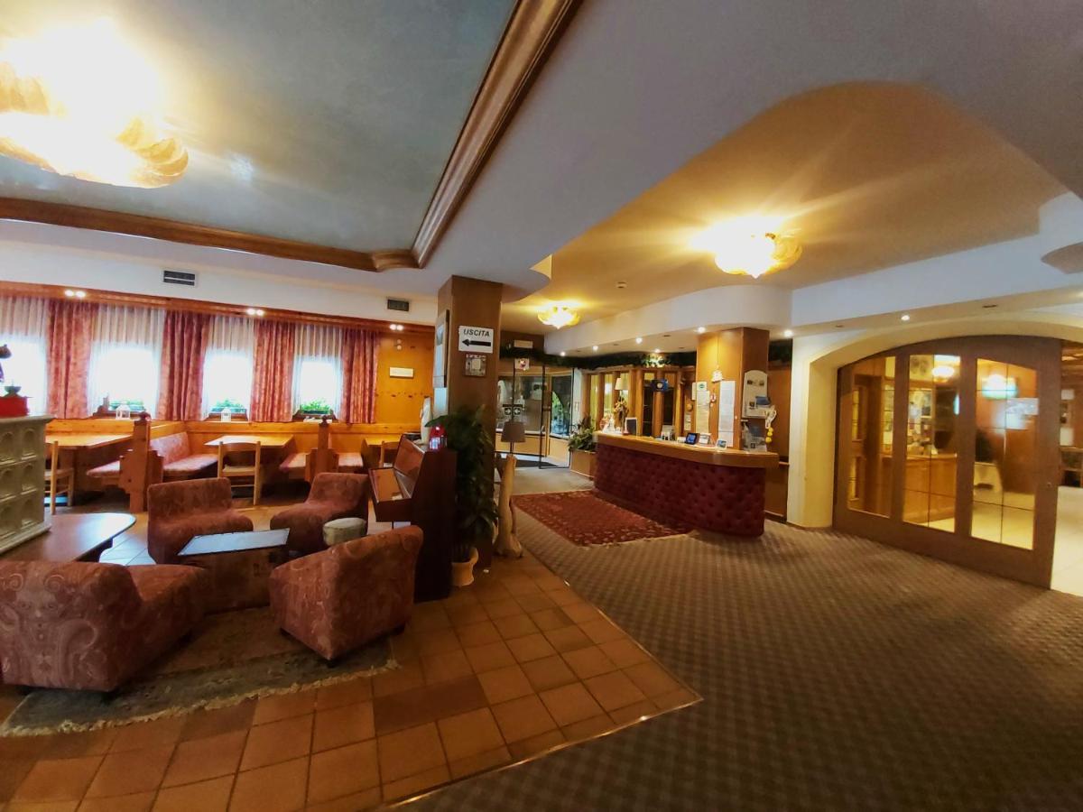 Albergo Scoiattolo Falcade Kültér fotó