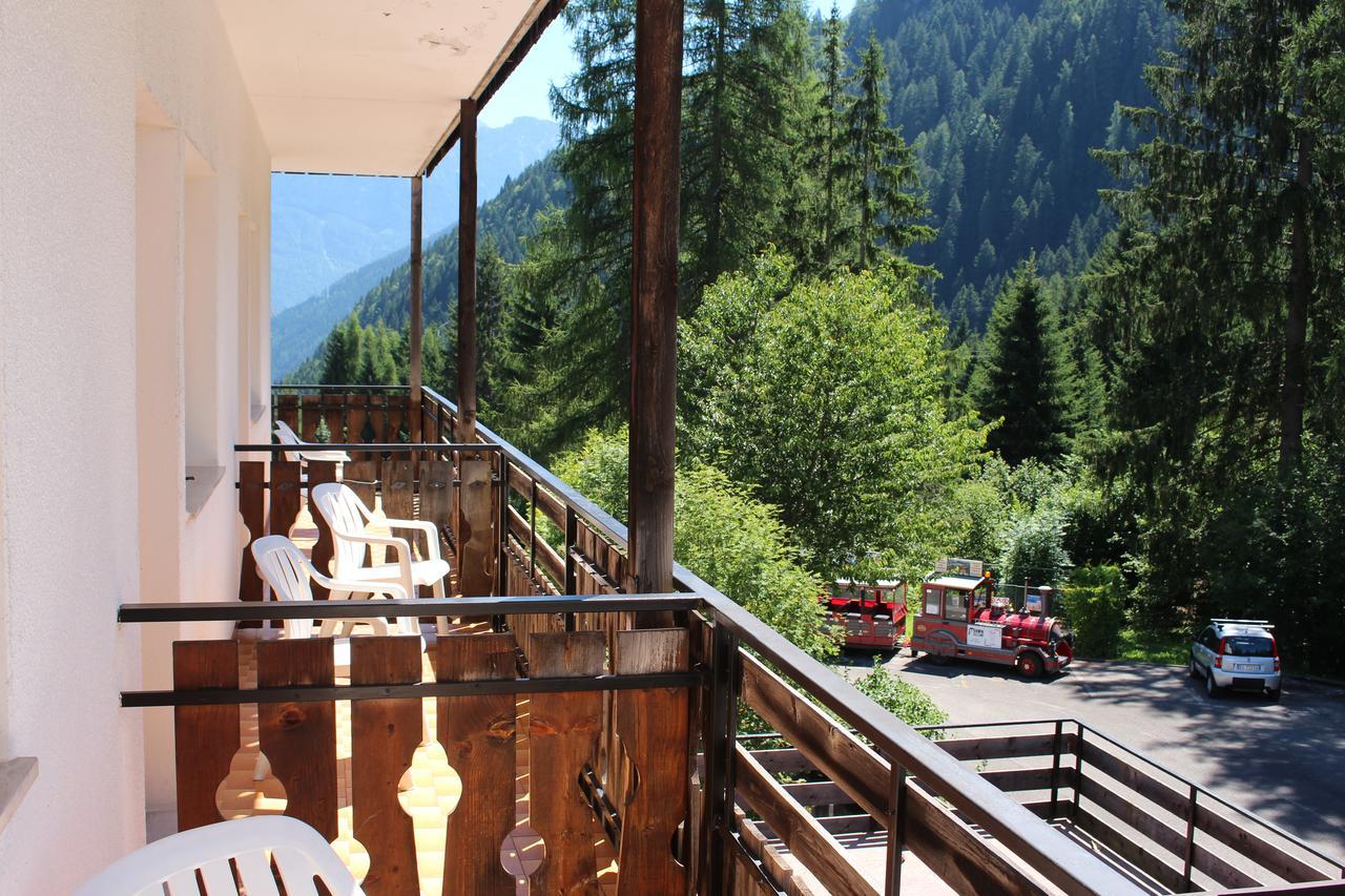 Albergo Scoiattolo Falcade Kültér fotó